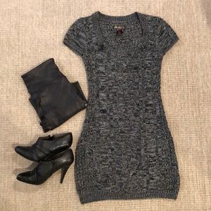 JJ Basics sweater dress M